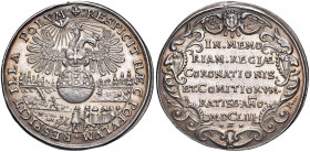 Ferdinand IV. 1653 - 1654
Schaumünze / Taler, 1653 H.F. auf die Krönung Ferdinands IV. zum römischen König in Regensburg. Sechs Zeilen Schrift in reic...