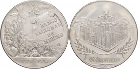 Messico - Stati Uniti del Messico (dal 1905) - medaglia commemorativa del 90° anniversario del Banco Nacional - 1974 - Ag - gr. 29,82 - Ø mm38,44
mSP...