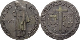 Portogallo - Medaglia emessa nel 1947 per commemorare la Canonizzazione del Gesuita e Missionario Portoghese Joao de Brito (1647-1693) - Ae - gr.115,6...