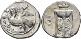 BRUTTIUM. Kroton. Circa 350-300 BC. Didrachm or Nomos (Silver, 23 mm, 7.59 g, 7 h). Eagle with spread wings standing left on olive branch. Rev. ΚΡΟ Tr...