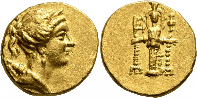 IONIA. Ephesos. Circa 122/1-121/0. Stater (Gold, 18 mm, 8.42 g, 12 h). Draped bu...