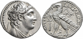 SELEUKID KINGS OF SYRIA. Antiochos VII Euergetes (Sidetes), 138-129 BC. Tetradrachm (Silver, 28 mm, 14.17 g, 12 h), Phoenician standard, Tyre, SE 177 ...