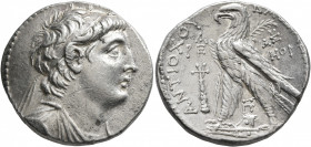SELEUKID KINGS OF SYRIA. Antiochos VII Euergetes (Sidetes), 138-129 BC. Tetradrachm (Silver, 26 mm, 14.00 g, 12 h), Phoenician standard, Tyre, SE 178 ...