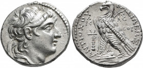 SELEUKID KINGS OF SYRIA. Antiochos VII Euergetes (Sidetes), 138-129 BC. Tetradrachm (Silver, 27 mm, 14.46 g, 12 h), Phoenician standard, Tyre, SE 175 ...