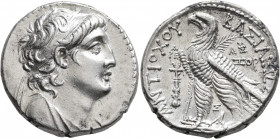SELEUKID KINGS OF SYRIA. Antiochos VII Euergetes (Sidetes), 138-129 BC. Tetradrachm (Silver, 28 mm, 14.22 g, 12 h), Phoenician standard, Tyre, SE 177 ...