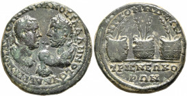 BITHYNIA. Nicomedia. Valerian I, with Gallienus and Valerian II Caesar, 253-260. Tetrassarion (Bronze, 25 mm, 9.23 g, 7 h), 256-258. AYT OYAΛEPIANOC Γ...
