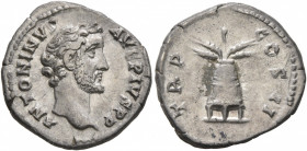 Antoninus Pius, 138-161. Denarius (Silver, 18 mm, 2.95 g, 5 h), Rome, 139. ANTONINVS AVG PIVS P P Bare head of Antoninus Pius to right. Rev. TR POT CO...
