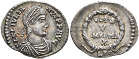 Julian II, 360-363. Siliqua (Silver, 18 mm, 2.18 g, 11 h), Lugdunum. FL CL IVLIANVS P P AVG Pearl-diademed, draped and cuirassed bust of Julian II to ...