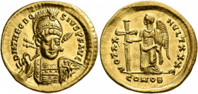 Theodosius II, 402-450. Solidus (Gold, 21 mm, 4.46 g, 6 h), Constantinopolis, 422-423. D N THEODO-SIVS P F AVG Pearl-diademed, helmeted and cuirassed ...