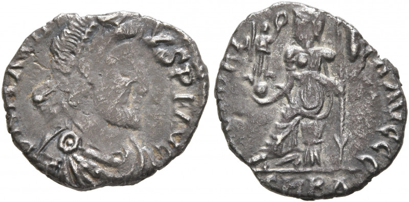 Maximus of Spain, usurper, 409-411. Siliqua (Silver, 14 mm, 1.36 g, 11 h), Barce...