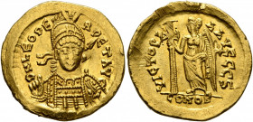 Leo I, 457-474. Solidus (Gold, 20 mm, 4.50 g, 5 h), Constantinopolis, circa 462 or 466. D N LEO PERPET AVG Pearl-diademed, helmeted and cuirassed bust...