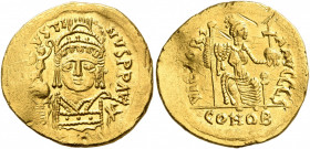 Justin II, 565-578. Solidus (Gold, 19 mm, 4.46 g, 6 h), Constantinopolis, 566/7-578. D N IVSTINVS P P AVI Helmeted and cuirassed bust of Justin II fac...