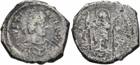 Justin II, 565-578. Miliarense (Silver, 20 mm, 4.61 g, 6 h), Constantinopolis. D N IVSTINVS P P AVG Diademed and draped bust of Justin II to right. Re...