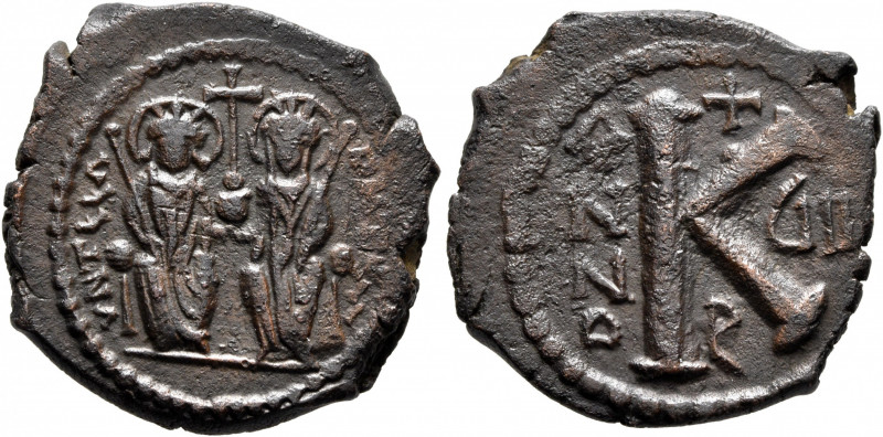 Justin II, with Sophia, 565-578. Follis (Bronze, 26 mm, 7.91 g, 11 h), Antiochia...