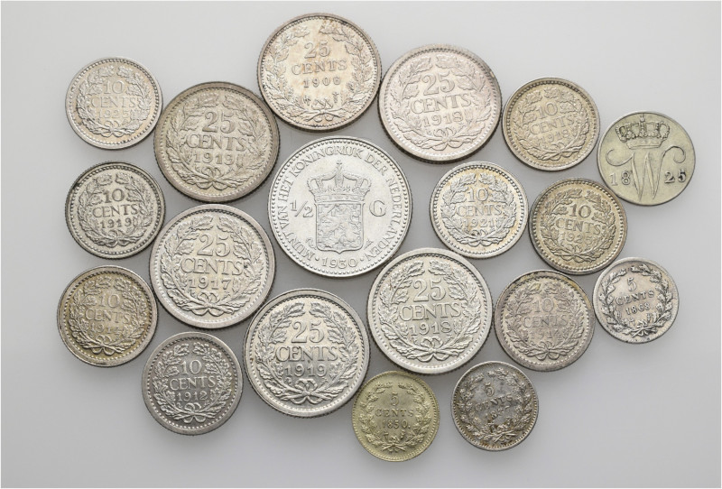 A lot containing 19 silver coins. All: Netherlands. Very fine to extremely fine....