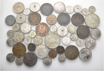 A lot containing 47 silver, nickel and bronze coins. All: Norway. Fine to almost extremely fine. LOT SOLD AS IS, NO RETURNS. 47 coins in lot.


Fro...