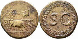 Divus Augustus, died AD 14. Sestertius (Orichalcum, 35 mm, 26.84 g, 1 h), Rome, 35-36. DIVO / AVGVSTO / S P Q R Augustus seated left in quadriga of el...