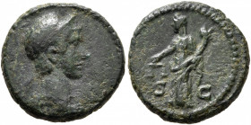 Anonymous issues, time of Domitian to Antoninus Pius, 81-161. Quadrans (Copper, 15 mm, 2.90 g, 10 h), Rome. Helmeted and draped bust of Roma to right....