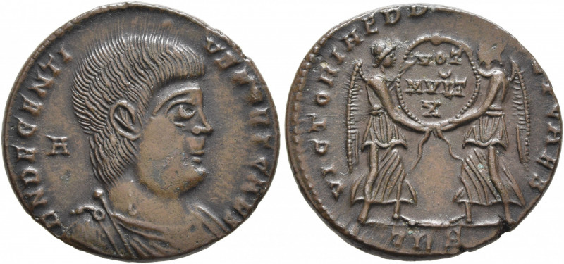 Magnentius, 350-353. Maiorina (Bronze, 21 mm, 4.18 g, 5 h), Treveri, 352. D N MA...