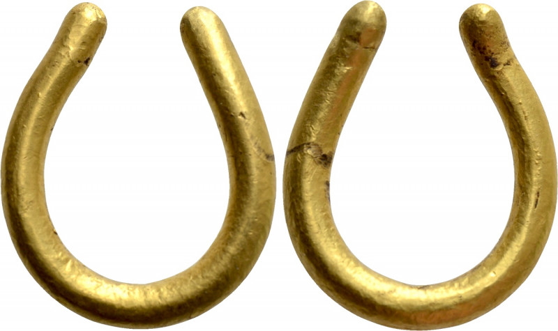 CELTIC. GOLD Torque Ring Money (Circa 1150-750 BC). 

Obv: .
Rev: .

Cf. Va...
