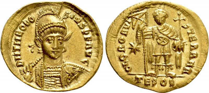 THEODOSIUS II (402-450). GOLD Solidus. Thessalonica. 

Obv: D N THEODOSIVS P F...