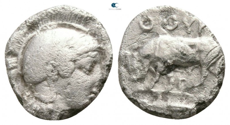 Lucania. Thourioi circa 443-400 BC. 
Diobol AR

8mm., 0,78g.

Helmeted head...