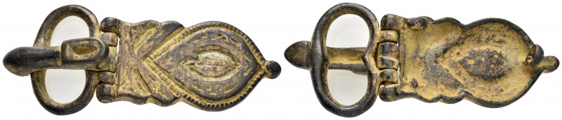 ANCIENT ROMAN BRONZE MILITARY BUCKLE.(1st-2nd century).Ae.

Obv : Monogram.

Rev...