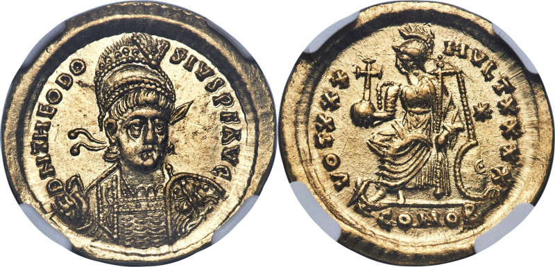 Theodosius II, Eastern Roman Empire (AD 402-450). AV solidus (21mm, 4.50 gm, 6h)...