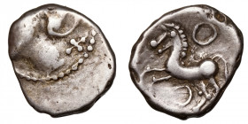Central Gaul, Aedui.
AR Quinarius
1,87 g / 14 mm
~ 1st century BCE
Helmeted head left; X to right / Horse left; three wheels around. 
D&T 3189.
...