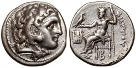 Alexander III 'the Great' (336-323 BCE)
AR Drachm
4,22 g / 17 mm
Kolophon, Philip III Arrhidaios (323-317 BCE)
Head of Herakles right, wearing lio...