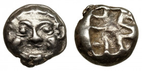 Mysia, Parion.
AR Drachm
3,32 g / 11 mm
~ 5th century BCE
Facing gorgoneion with protruding tongue / Linear pattern within incuse square.
SNG Fra...