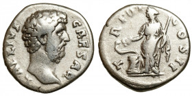 Aelius (136-138)
AR Denarius
3,25 g / 16 mm
Rome, 137
Bare head right / Salus standing left, holding scepter and feeding from patera a snake coile...