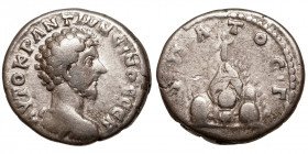 Marcus Aurelius (161-180)
AR Didrachm
6,55 g / 20 mm
Cappadocia, Caesarea-Eusebia, 161-166
Laureate head right. / Mt. Argaeus surmounted by star....