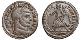 Maxentius (307-312)
AE Follis
7,09 g / 24 mm
Ostia
Laureate head right. / Victory advancing left, holding wreath and palm frond.
RIC 54.
very fi...