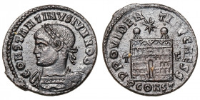 Constantius II. (Caesar, 324-337)
AE Follis
3,08 g / 20 mm
Arles
Laureate, draped, and cuirassed bust left. / Camp gate with two turrets; star abo...