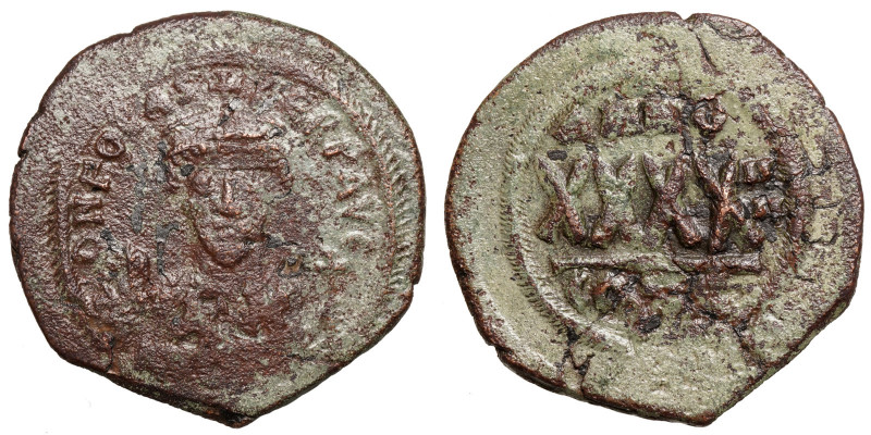 Phocas (602-610)
AE Follis
11,70 g / 31 mm
Constantinople, RY 4 (605/6)
Crow...