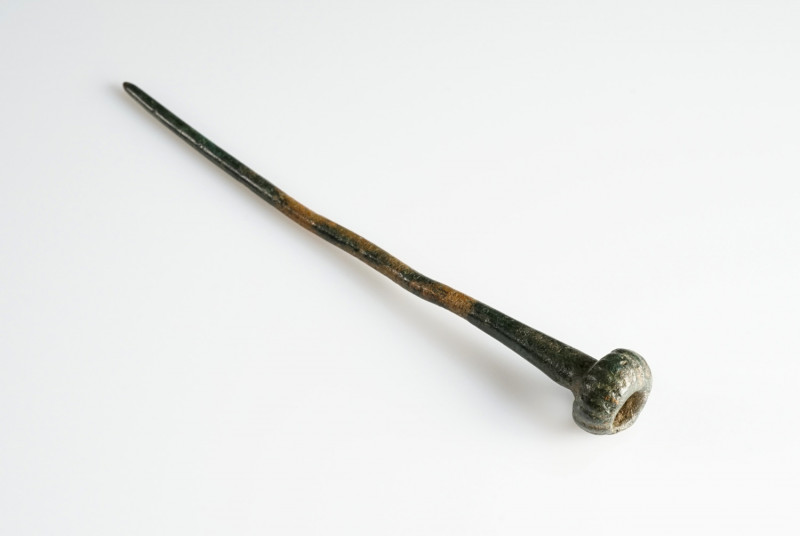 Bronze Age Hairpin
AE
77 mm
~ 12th-9th century BCE



Austrian collection...