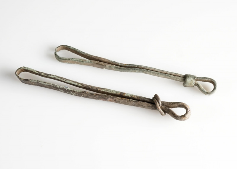 Two Roman Tweezers
AE
55-58 mm
~ 1st-4th century



Austrian collection, ...