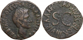 Augustus (27 BC - 14 AD) . AE As, Rome mint. C. Cassius Celer, moneyer. Struck 16 BC. Obv. CAESAR AVGVSTVS TRIBVNIC POTEST. Bare head right. Rev. C CA...
