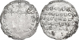 Constantine VII, Porphyrogenitus (913-959) and Romanus I, Lecapenus (920-944). AR Miliaresion, Constantinople mint, 931-944 AD. Obv. IhSЧS XRI-STЧS hI...