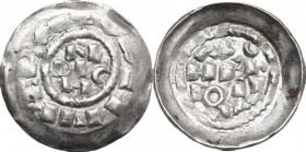 Milano. Enrico II di Sassonia (1004-1024). Denaro scodellato. CNI 1/12; MIR (Lombardia, zecche) 44/3; Murari -. AG. 1.21 g. 18.00 mm. BB+.