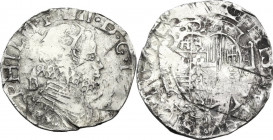 Napoli. Filippo IV di Spagna (1621-1665). Falso d'epoca del tarì 1622 (?). Cf. P/R 29/33; Cf. MIR (Napoli) 245. AG. 2.84 g. 25.00 mm. L'esemplare, dor...