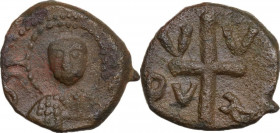 Salerno. Guglielmo (1111-1127). Follaro con San Matteo, 1119-1127. Bellizia 104; Travaini 1995 119; D'Andrea-Contreras (Normans) 65. AE. 3.29 g. 15.00...