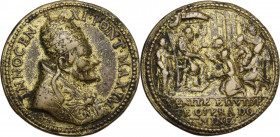 Innocenzo XI (1676-1689), Benedetto Odescalchi. Medaglia emessa nel 1688 per il ricevimento degli ambasciatori Siamesi, missionari francesi Gesuiti. D...