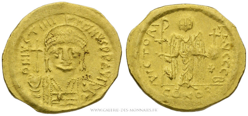 JUSTINIEN Ier (527-565), Solidus frappé à Constantinople, (Or - 4,37 g - 20,4 mm...