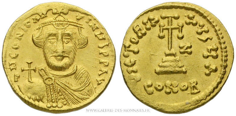 CONSTANT II (641-668), Solidus frappé à Constantinople, (Or - 4,46 g - 18,8 mm -...