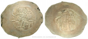 MANUEL Ier Comnène (1143-1180), Nomisma aspron trachy frappé à Constantinople, (Électrum - 4,23 g - 33,6 mm - 6h)
A/ Le Christ nimbé de face assis su...