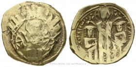 ANDRONIC II et MICHEL IX (1295-1320), Hyperpère frappé à Constantinople, (Or allié - 3,83 g - 22,6 mm - 6h)
A/ Buste de la Vierge Marie de face, acco...