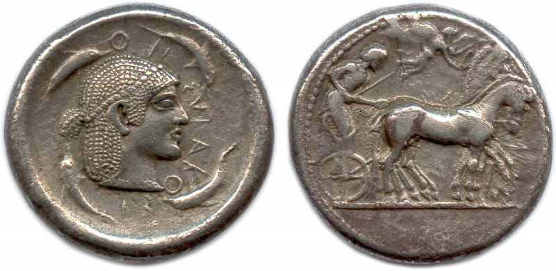 SICILE - SYRACUSE Règne de Gélon 485-479
Tête de la nymphe Aréthuse à droite, le...