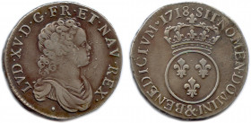 LOUIS XV 1715-1774
Buste du roi enfant. Carreau, marque de Esprit Cabassol. 
R/. Écu rond couronné. Cœur, marque de Marc Piélat de 
Pignet.
♦ Dy 1652 ...